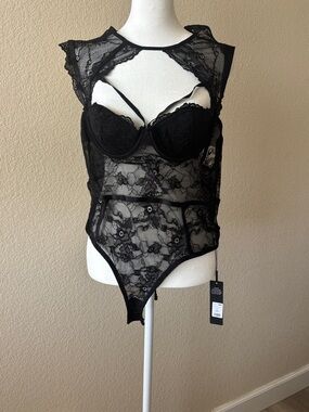 Fashion Nova Black Lace Sheer Bodysuit with Underwire